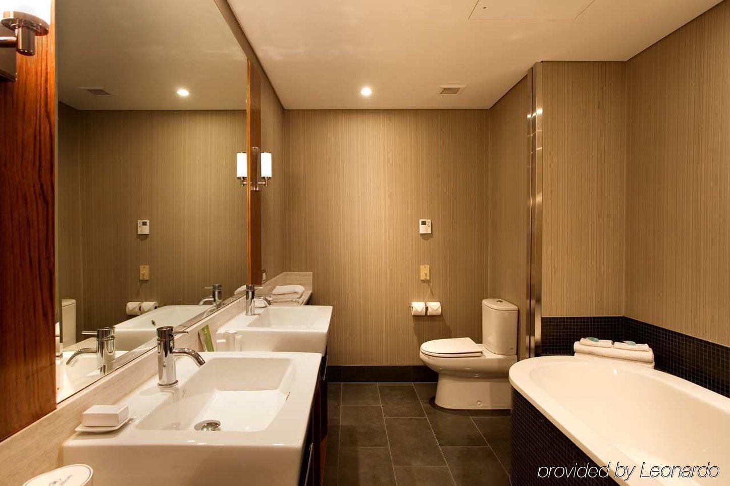 Hotel Doubletree By Hilton Queenstown Queenstown